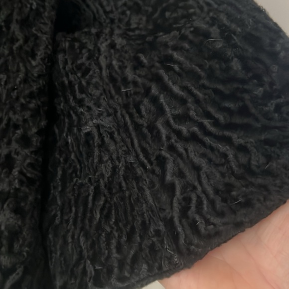 Vintage black faux Persian Lamb Jacket with Mink Collar. - Picture 4 of 10